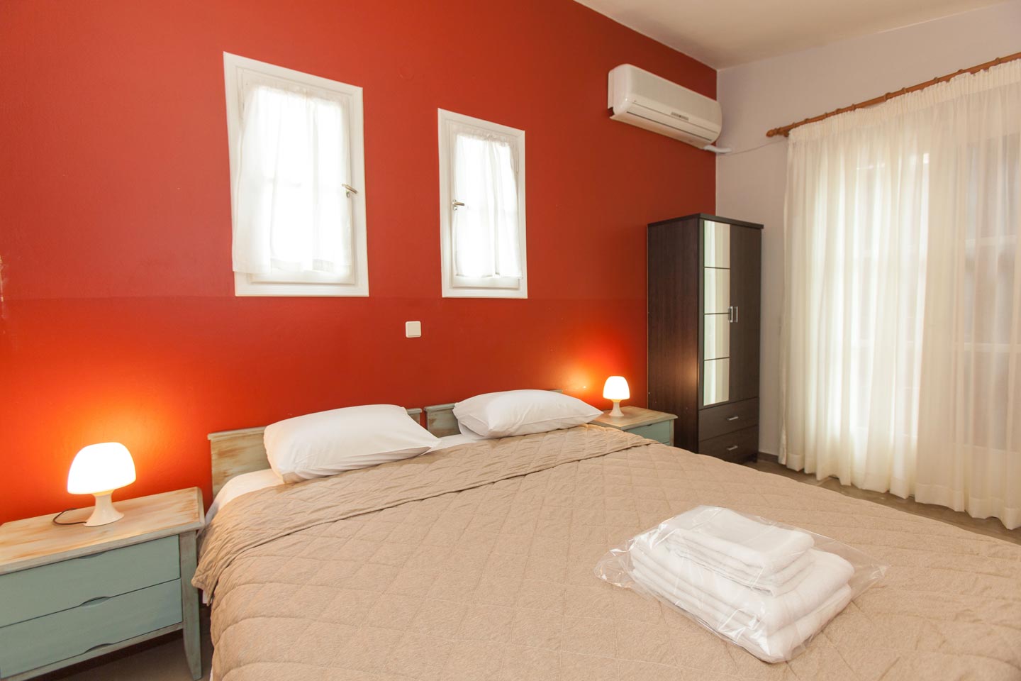 Family Apartments Tolo