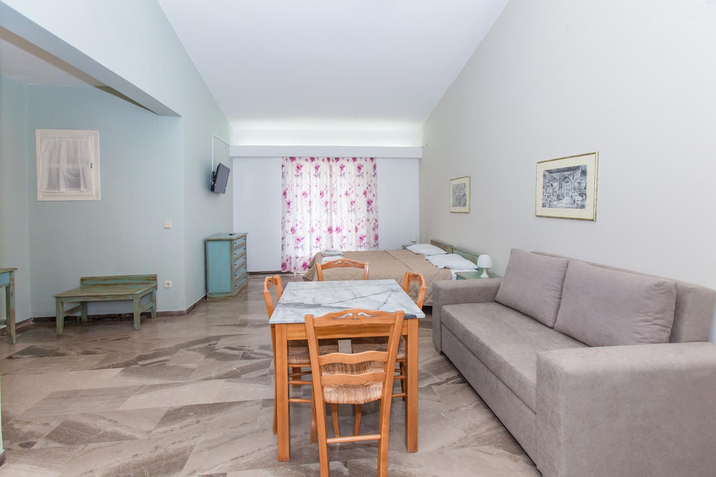 Apartment Tolo Family Vacation
