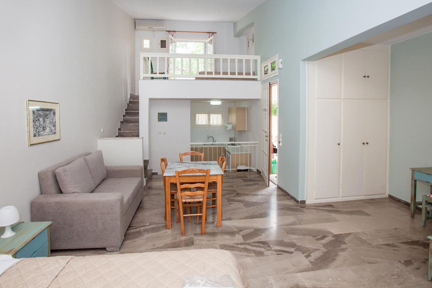 Family Room Tolo Apartment