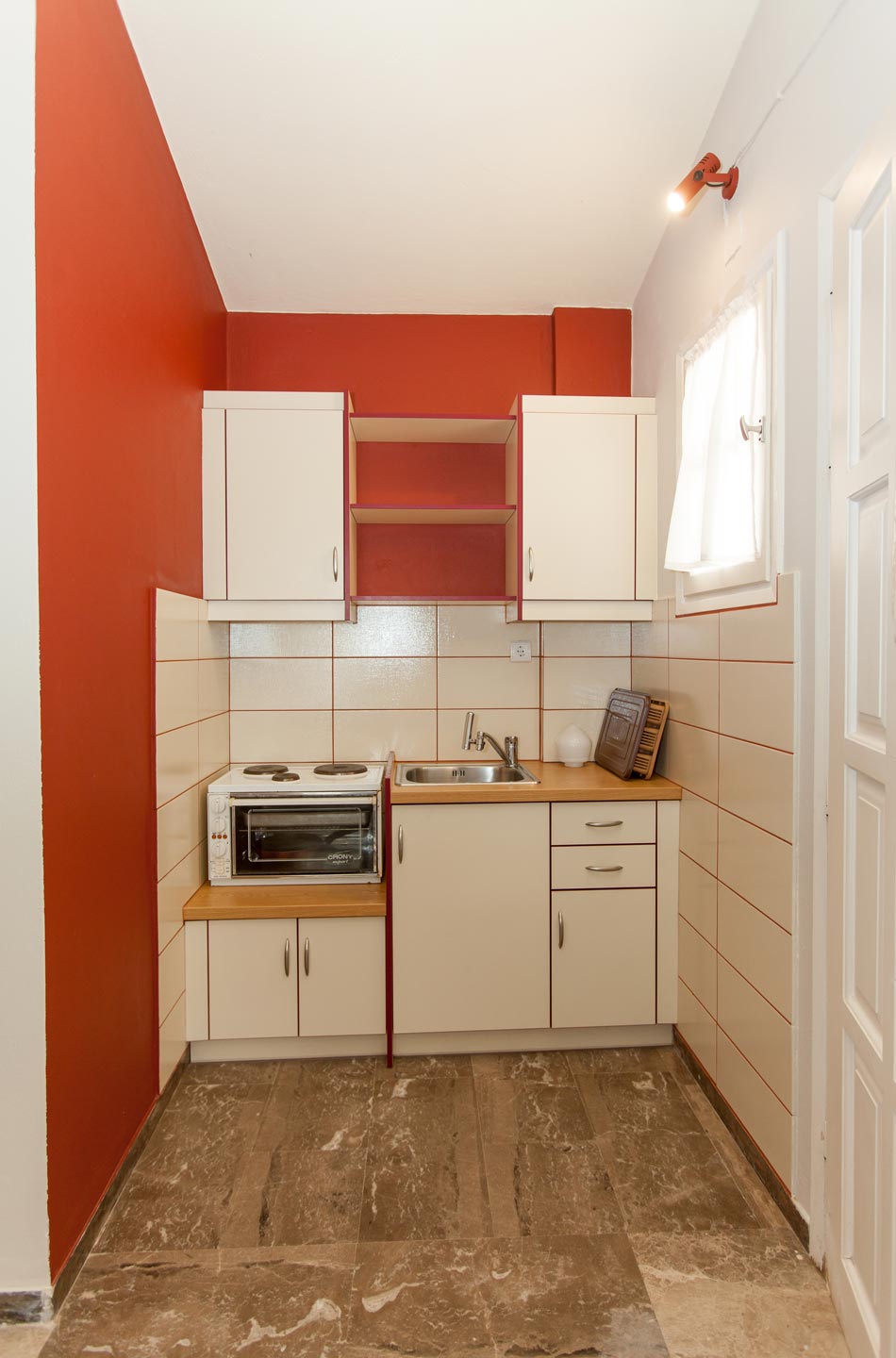 Tolo Double Accommodation